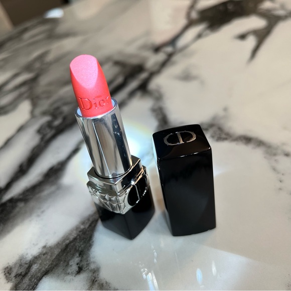 Dior - Rouge Dior Matte Lipstick Color 884 Celebre 0.12 Oz - Picture 1 of 5